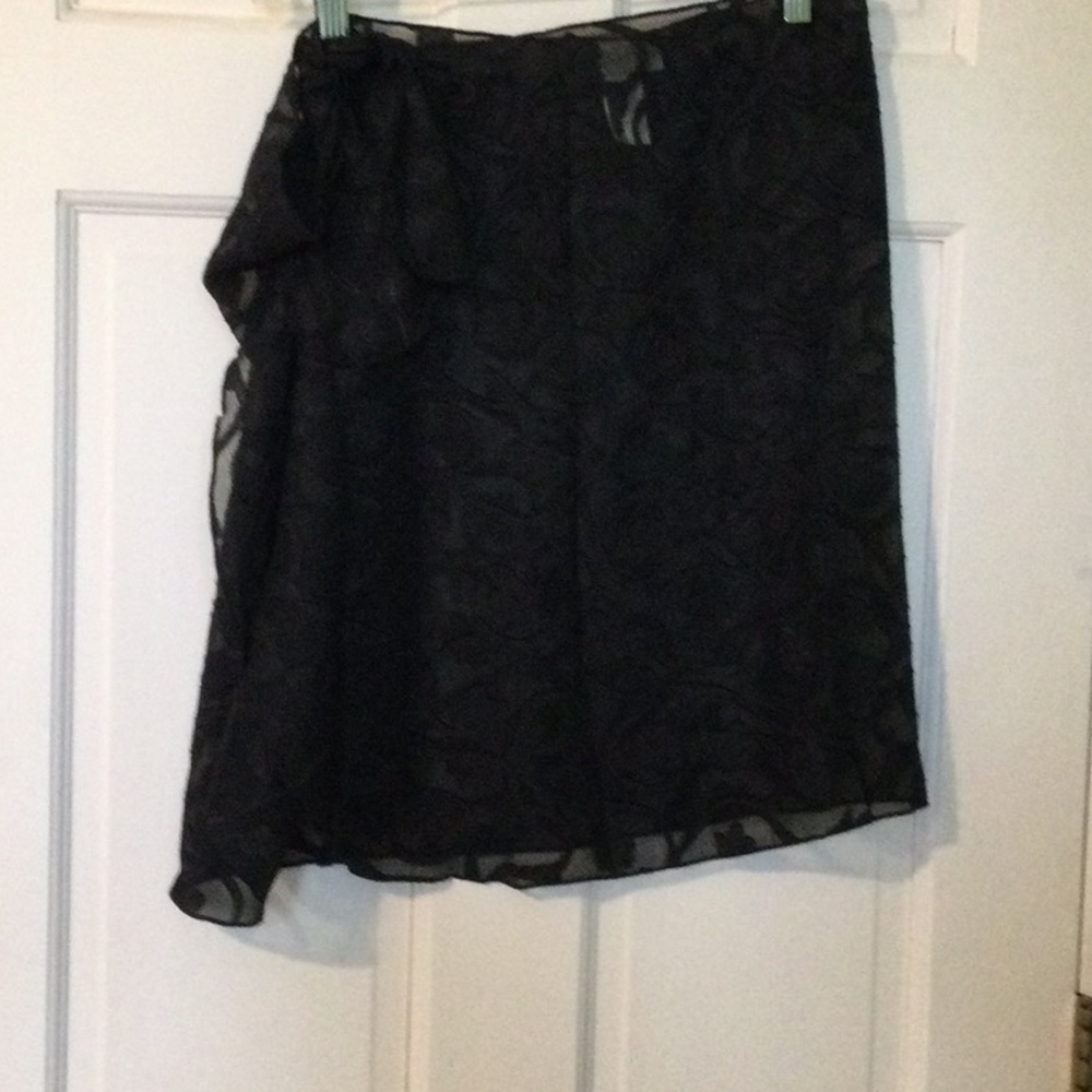 Valdi Lacy skirt coverup